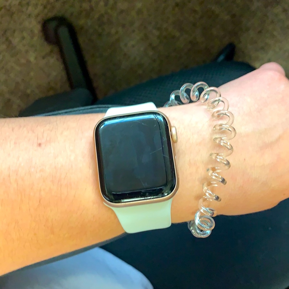 COPY - APPLE WATCH series 4